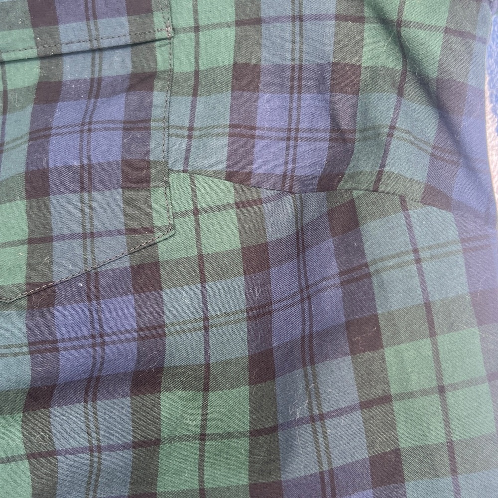 102. J Crew Black Watch plaid cotton poplin shirt in signature fit, Size Medium - Picture 11 of 15